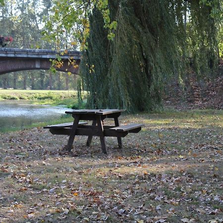 Chez Santia Villa Brinon-sur-Sauldre Dış mekan fotoğraf