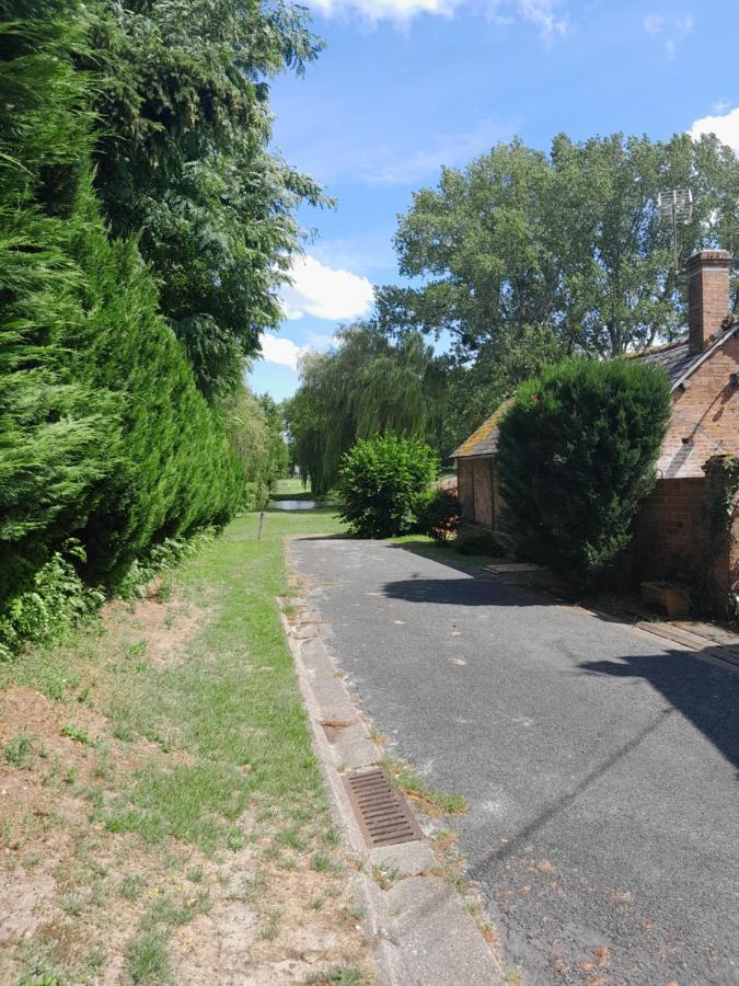 Chez Santia Villa Brinon-sur-Sauldre Dış mekan fotoğraf